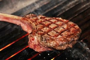 what-to-cook-on-a-bbq-2-steaks