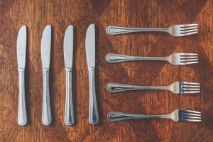 table-barbecue-safety-checklist-2-silverware