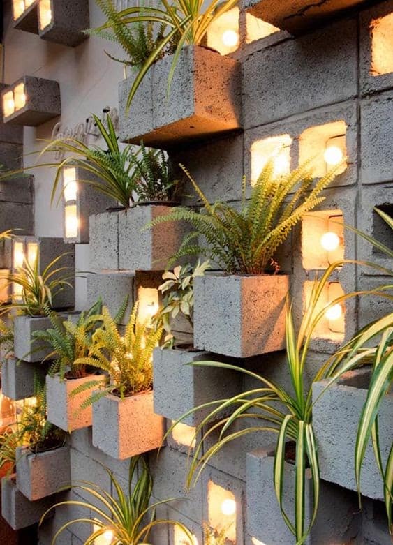 Concrete wall planter block