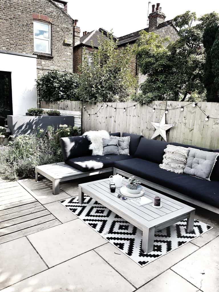 black and white modern outdoor design