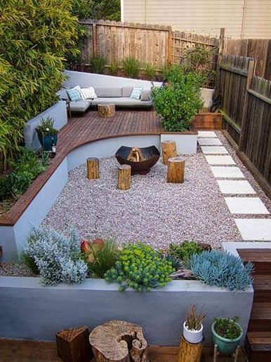 two-level small backyards