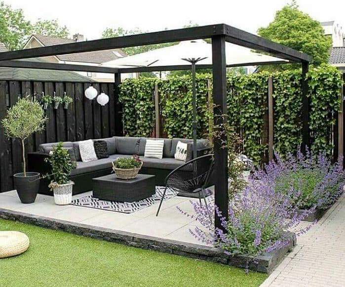 The open pergola creates a cosy outdoor living space and gives you the perfect view of the night sky.