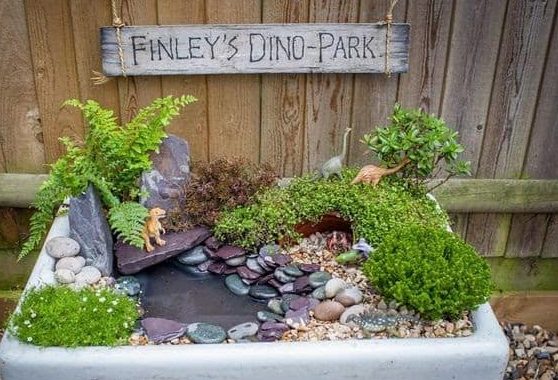 Mini Dinosaur park