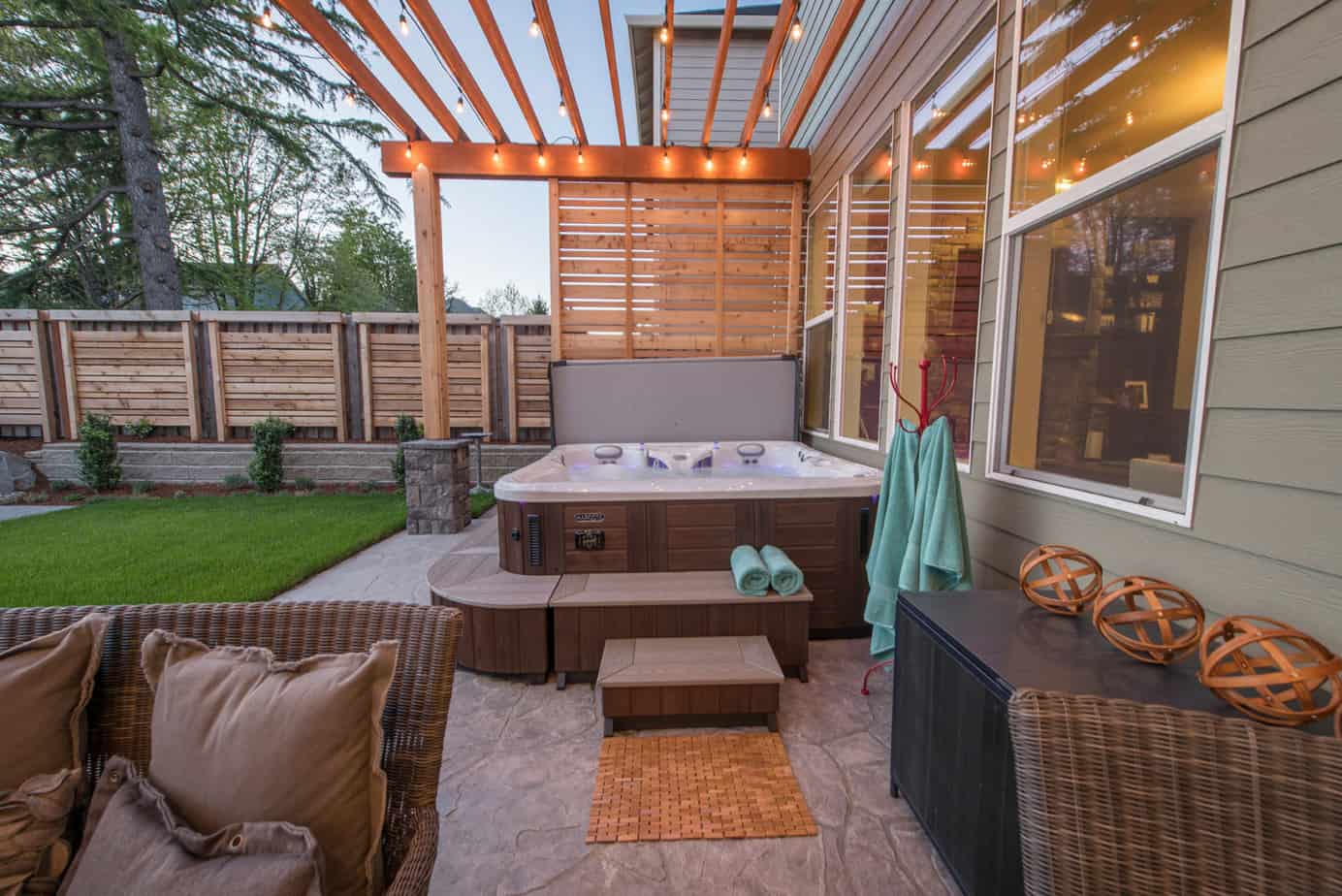 A garden hot tub with privacy
