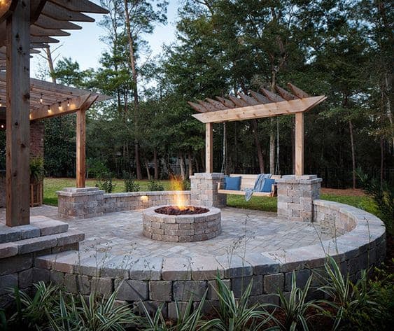 Round fire pit area