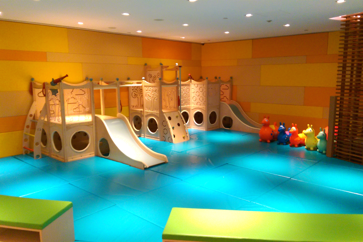 Kids indoor clubhouse with slides