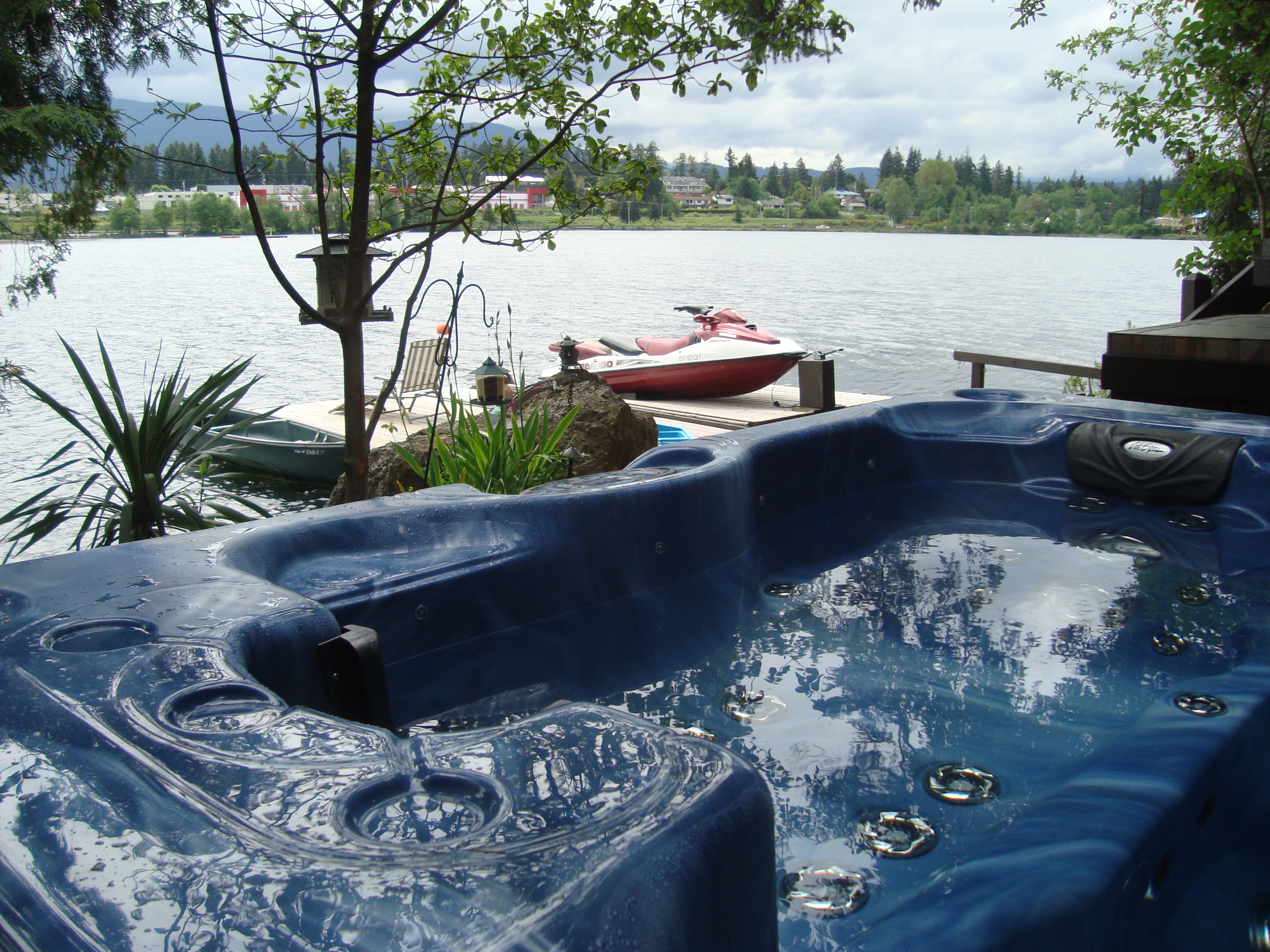 By the lake outdoor hot tub