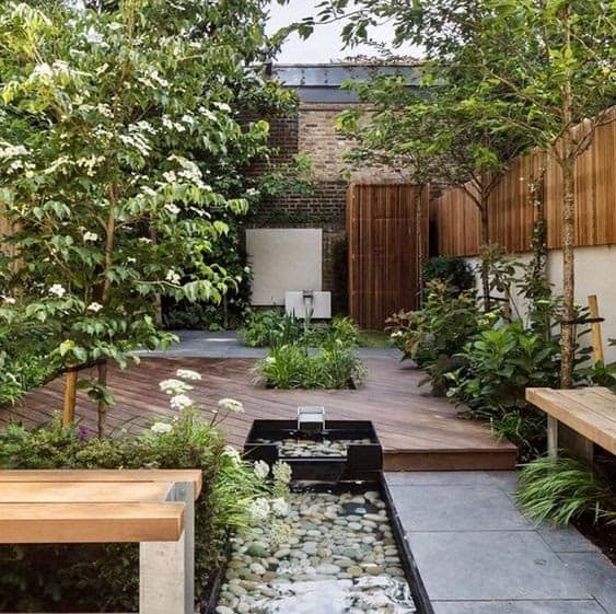 Modern slim garden