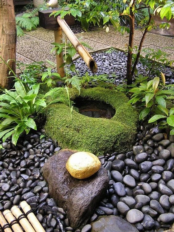 Small bamboo fountain