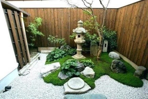 Small zen backyard