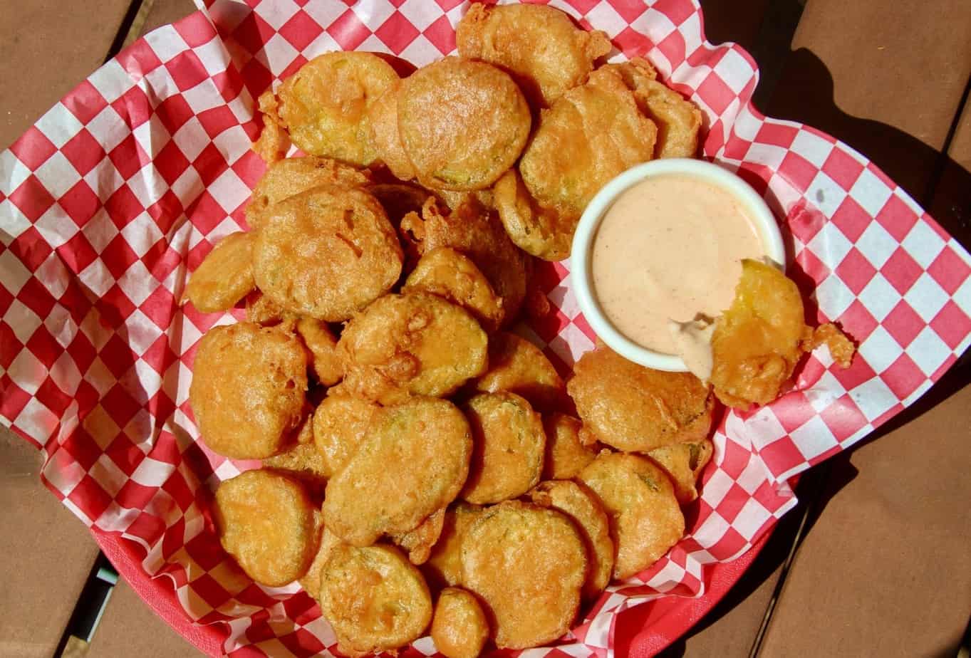 Fried pickles with dip sauce