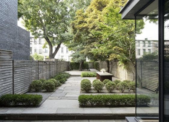 Feng shui modern garden with an open set-up and spacious space