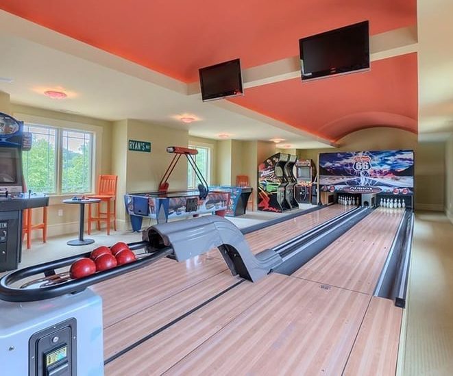 Garden gym room with bowling alley