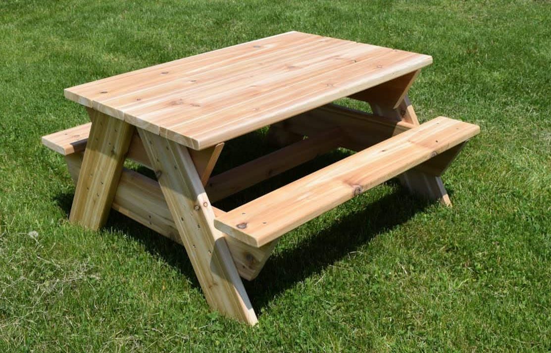 A mini picnic table for the kids