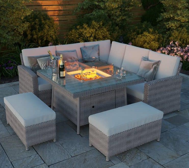 35 Small Garden Furniture Ideas For, Small Scale Outdoor Dining Furniture Ideas