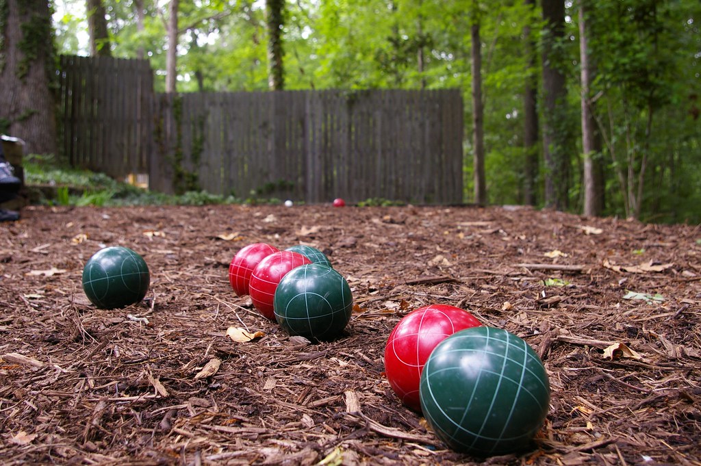 Bocce balls in green and red colours