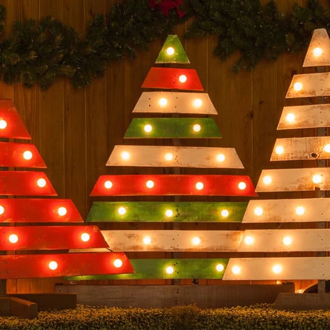 DIY wood pallet Christmas trees with marquee lights