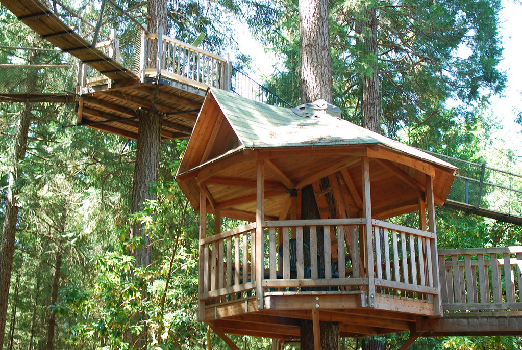Gazebo-style treehouse