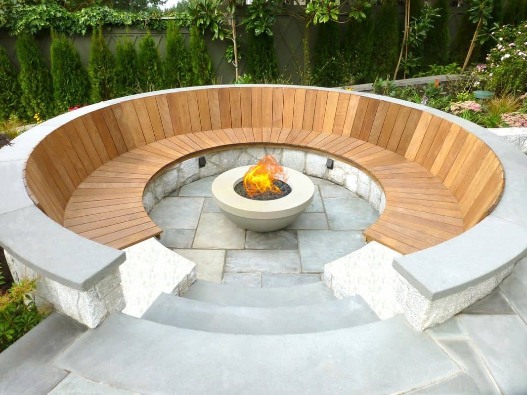 Outdoor fit pit bench seating area