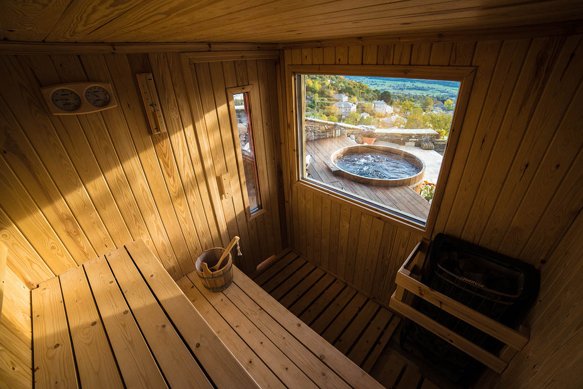 Cabin sauna