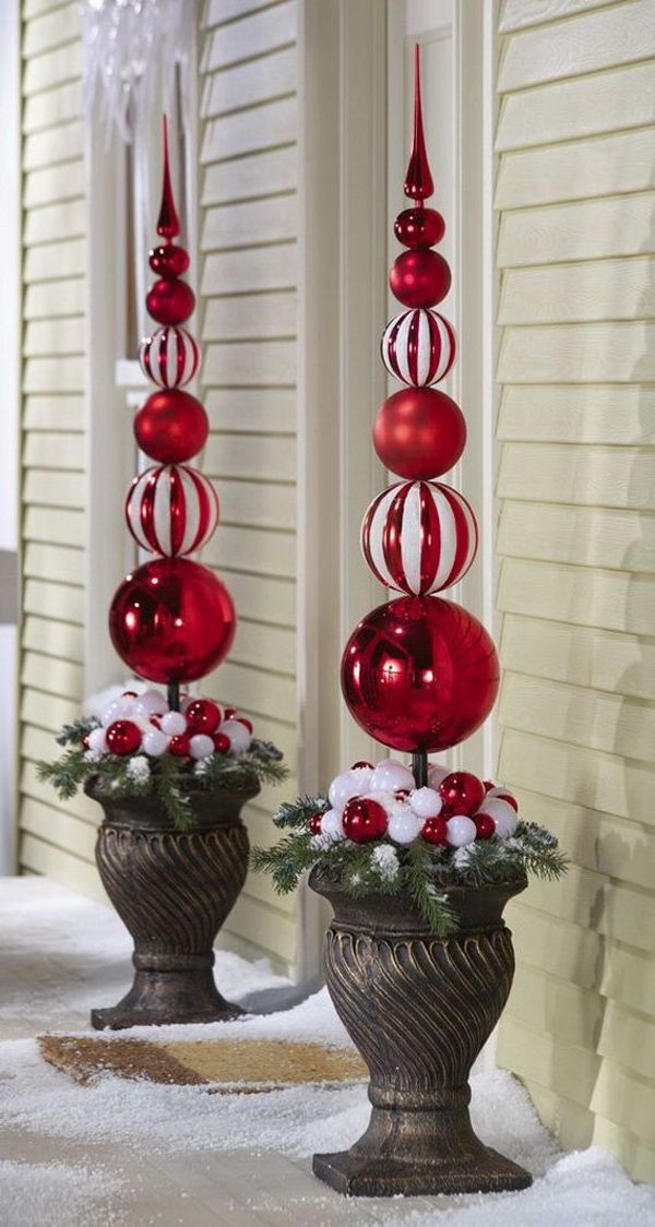 Christmas balls topiary