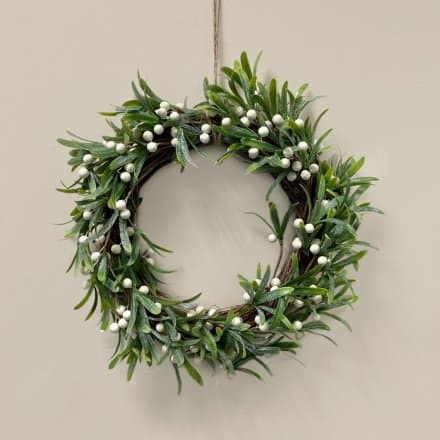 A mistletoe wreath