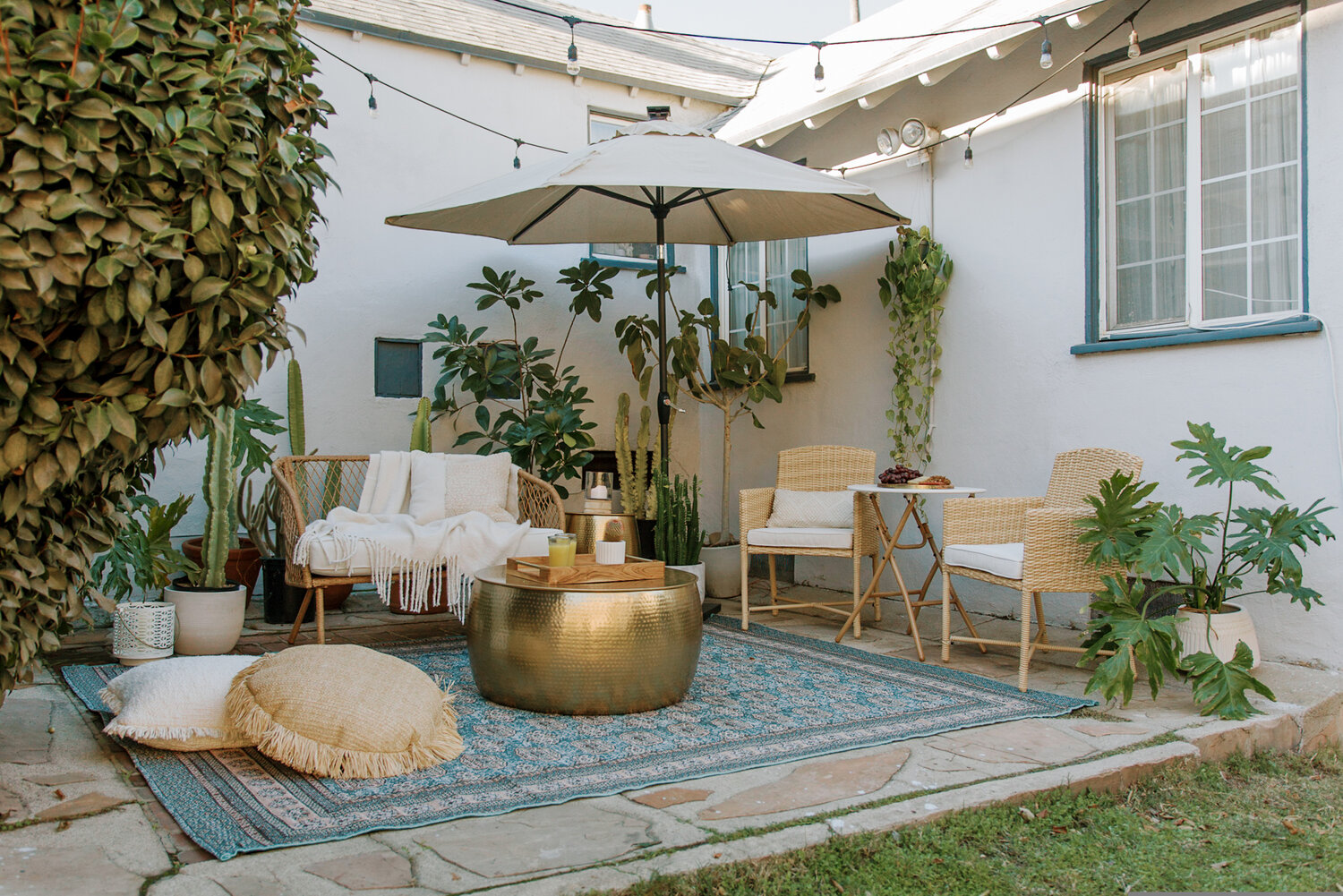 Simple patio layout with bright outdoor rug