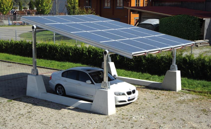 Carport equipped with solar panels