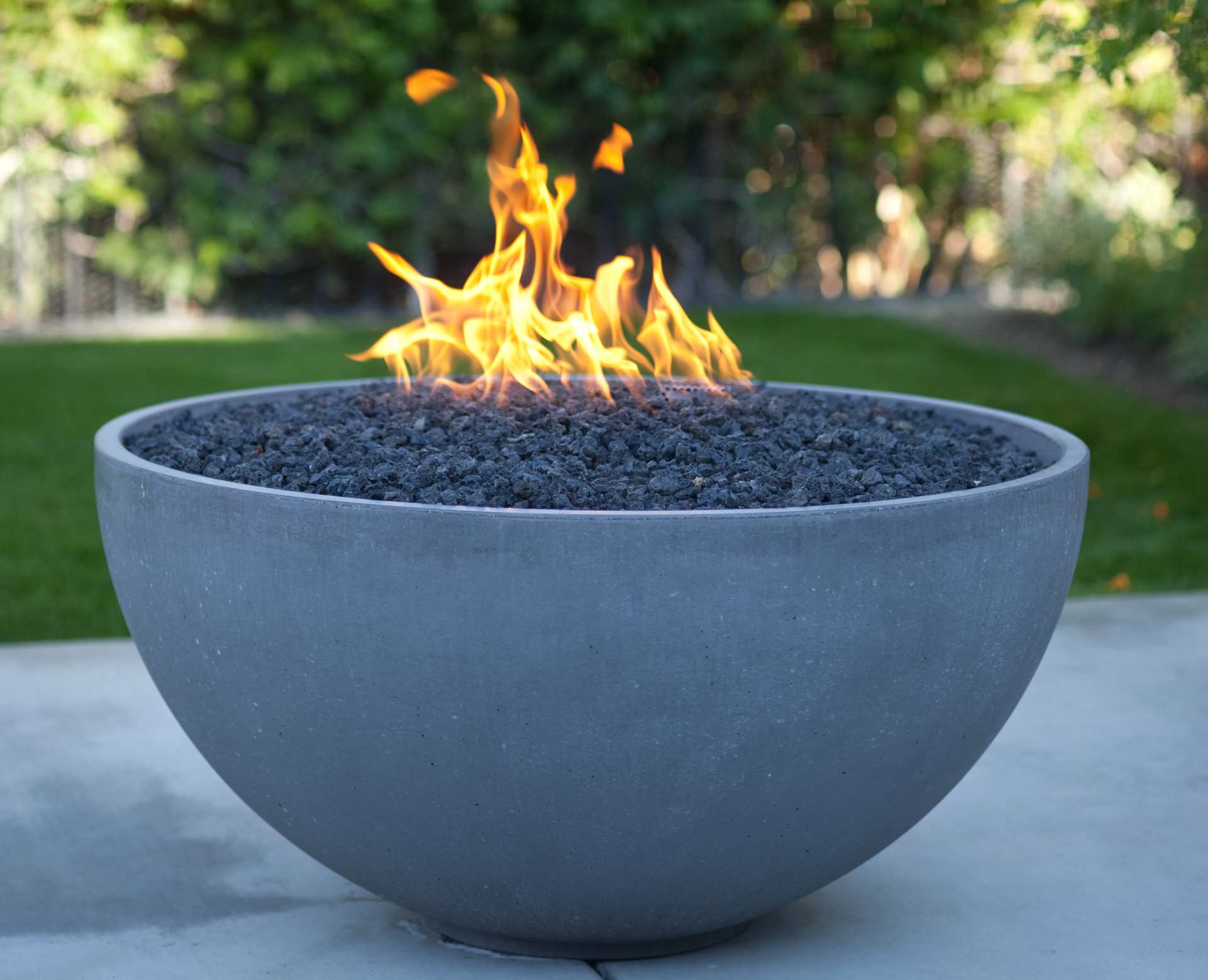Fire bowl fire pit for small spaces