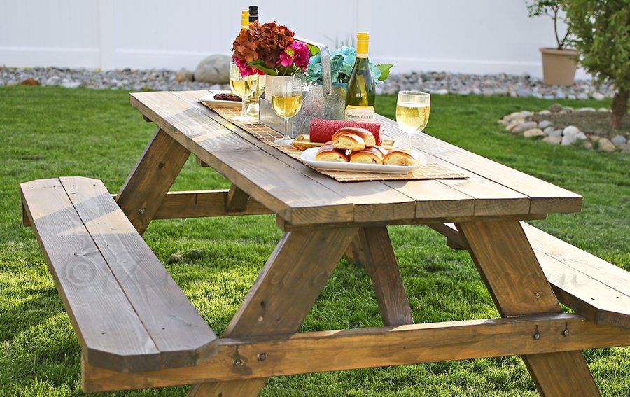 Family picnic table for patios
