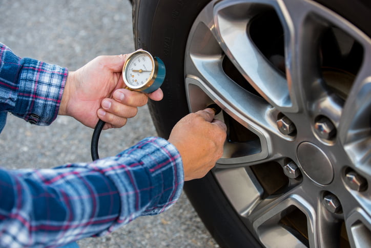 Car tyre pressure check