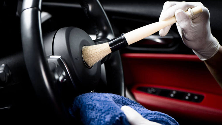 Cleaning brush for car interior
