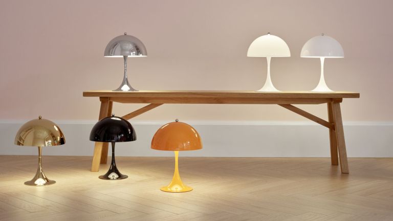 Mushroom style desk lamp