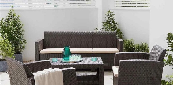 Garden Sofa Ideas for a Stylish Outdoor Seating