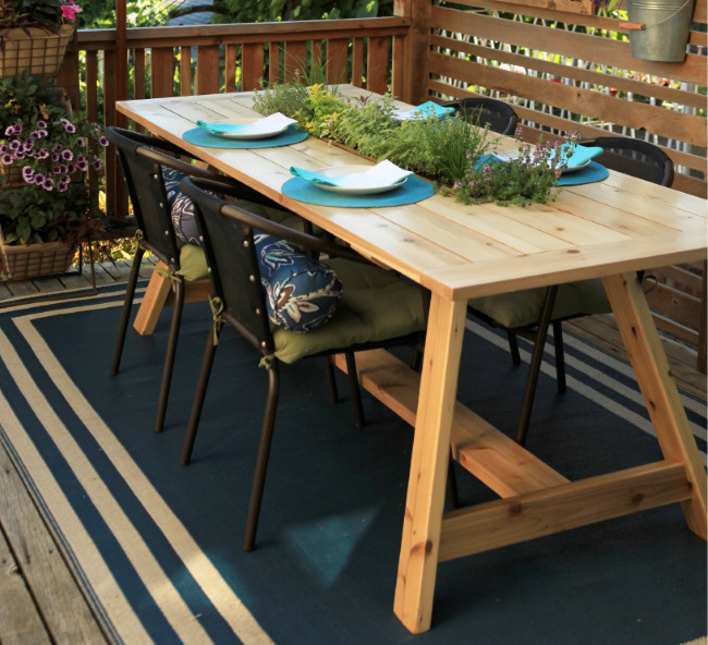 DIY garden table with an inset planter