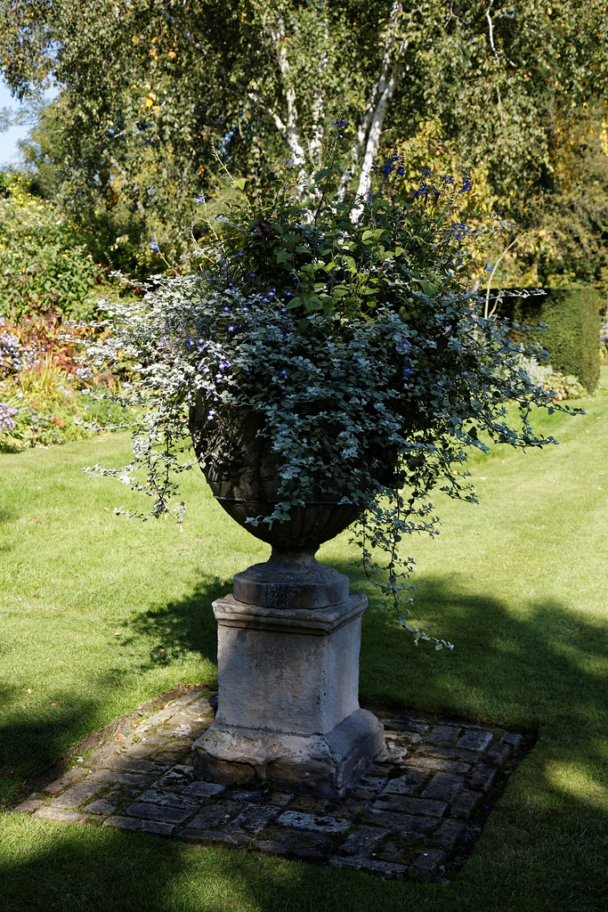 Feeringbury Manor lawn urn planter, Feering Essex England 2